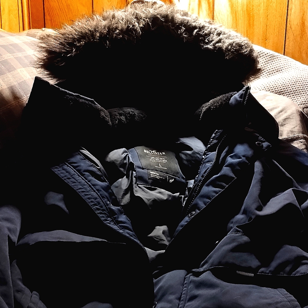 Hollister all-weather collection